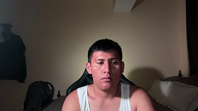 Snapshot of JoshuaTls08 chatting on February 9, 2025, 3:43 am JoshuaTls08 online show from February 9, 2025, 3:43 am