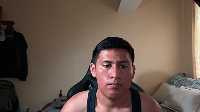 Snapshot of JoshuaTls08 chatting on February 16, 2025, 9:59 pm JoshuaTls08 online show from February 16, 2025, 9:59 pm