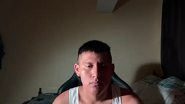 Snapshot of JoshuaTls08 chatting on March 11, 2025, 11:48 pm JoshuaTls08 online show from March 11, 2025, 11:48 pm