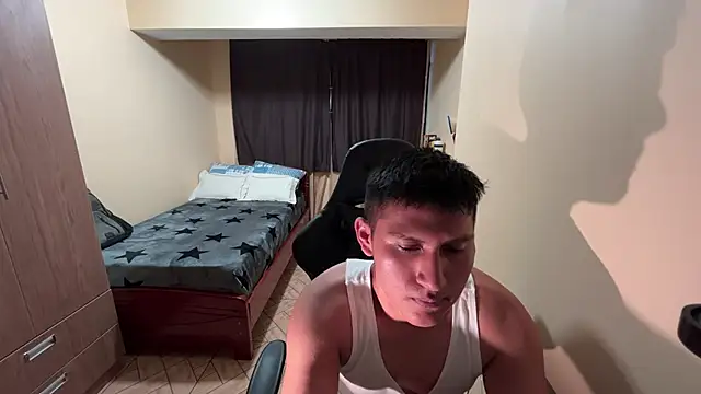 Snapshot of JoshuaTls08 chatting on March 22, 2025, 11:09 pm JoshuaTls08 online show from March 22, 2025, 11:09 pm