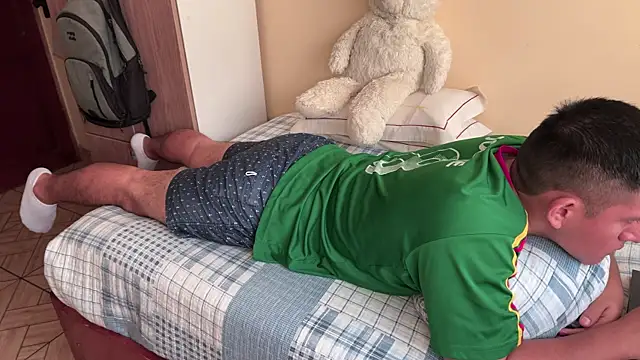 Snapshot of JoshuaTls08 chatting on September 30, 2025, 3:50 pm JoshuaTls08 online show from September 30, 2025, 3:50 pm