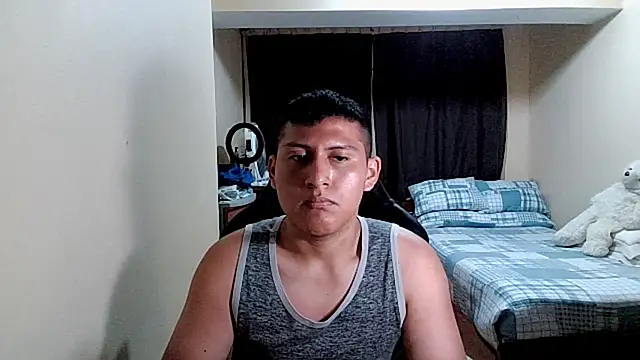 Snapshot of JoshuaTls08 chatting on October 3, 2025, 4:20 am JoshuaTls08 online show from October 3, 2025, 4:20 am