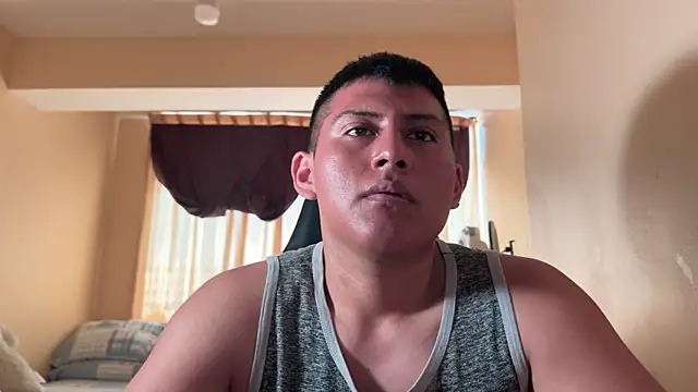 Snapshot of JoshuaTls08 chatting on October 4, 2025, 4:05 pm JoshuaTls08 online show from October 4, 2025, 4:05 pm