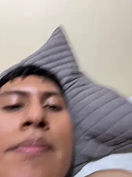 Snapshot of JoshuaTls08 chatting on November 28, 2025, 1:30 am JoshuaTls08 online show from November 28, 2025, 1:30 am