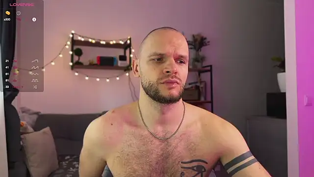 maxx alexx online show from January 4, 2025, 11:43 am