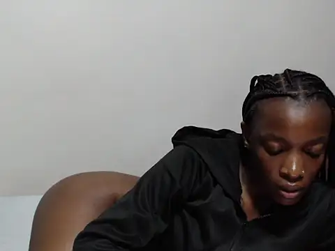 Snapshot of belinda_waridi chatting on November 16, 2025, 2:11 pm belinda waridi online show from November 16, 2025, 2:11 pm