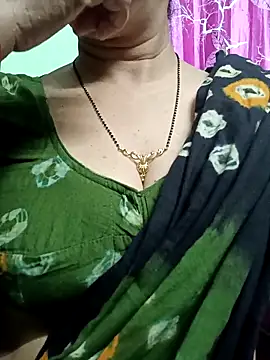 Rosy-B online show from February 6, 2026, 10:02 pm