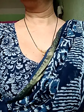 Rosy-B online show from April 7, 2026, 12:22 am