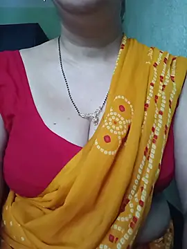 Snapshot of Rosy-B chatting on July 9, 2026, 12:48 am Rosy-B online show from July 9, 2026, 12:48 am