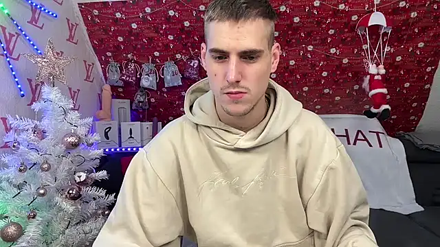 Snapshot of Cookieboy88 chatting on December 17, 2025, 4:35 pm Cookieboy88 online show from December 17, 2025, 4:35 pm