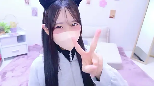 Snapshot of Suzu_ch_xx chatting on May 30, 2026, 1:41 pm Suzu ch xx online show from May 30, 2026, 1:41 pm