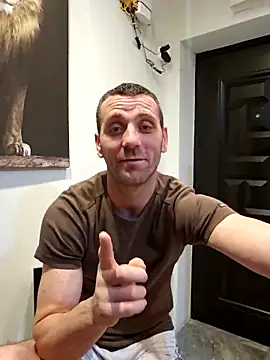 Snapshot of Aian09 chatting on March 7, 2025, 11:16 pm Aian09 online show from March 7, 2025, 11:16 pm