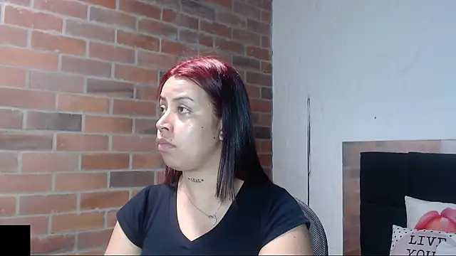 Snapshot of salome__hills1 chatting on March 6, 2025, 7:10 pm salome hills1 online show from March 6, 2025, 7:10 pm