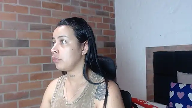 Snapshot of salome__hills1 chatting on April 10, 2026, 7:51 pm salome hills1 online show from April 10, 2026, 7:51 pm