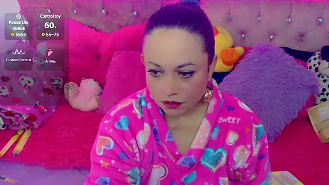 Snapshot of martina_bk chatting on January 25, 2025, 2:58 am martina bk online show from January 25, 2025, 2:58 am