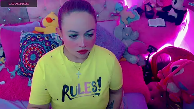 Snapshot of martina_bk chatting on March 15, 2025, 12:58 am martina bk online show from March 15, 2025, 12:58 am