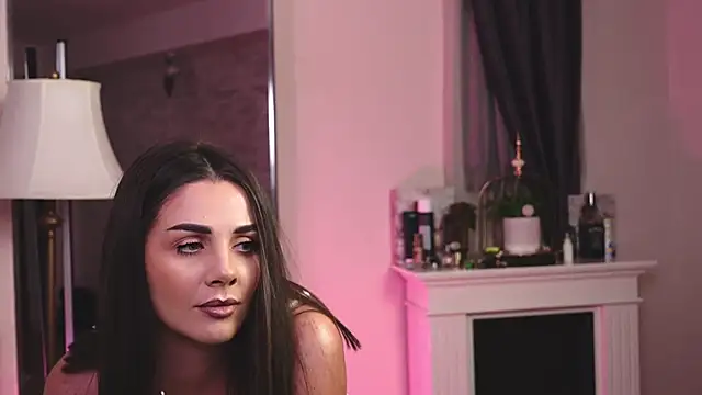 LinaReese online show from November 26, 2025, 4:46 am