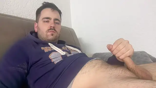 Snapshot of Horny00boy0 chatting on May 6, 2026, 11:54 pm Horny00boy0 online show from May 6, 2026, 11:54 pm