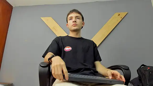 bower and colucci online show from December 29, 2024, 2:42 pm