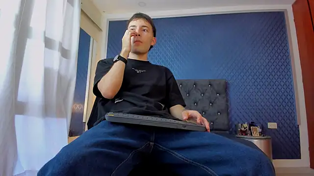 bower and colucci online show from January 10, 2025, 12:47 pm