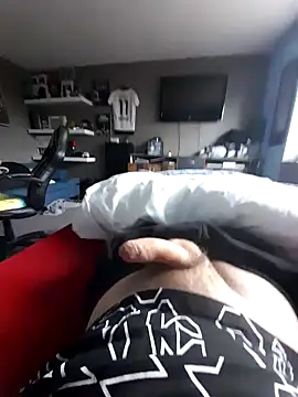 Snapshot of joel43278 chatting on January 2, 2025, 2:13 pm joel43278 online show from January 2, 2025, 2:13 pm