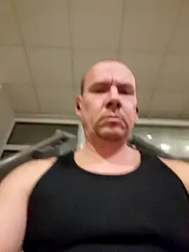 Netterarsch40 online show from September 30, 2025, 10:37 pm