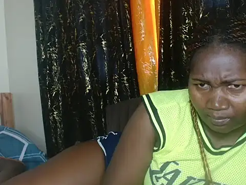 Snapshot of Sexxy_pretty24 chatting on May 6, 2026, 7:57 am Sexxy pretty24 online show from May 6, 2026, 7:57 am