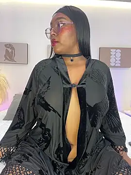 Snapshot of Esmeralda_Duarte chatting on May 23, 2026, 4:29 am Esmeralda Duarte online show from May 23, 2026, 4:29 am