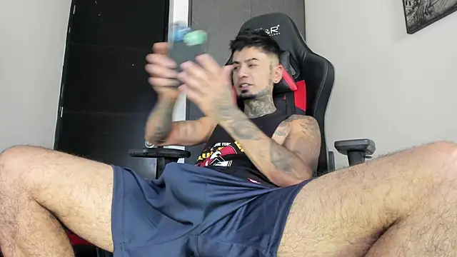 sergiio mesa27 online show from February 26, 2026, 4:28 pm