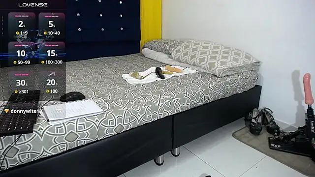 melpark online show from March 18, 2025, 10:37 pm