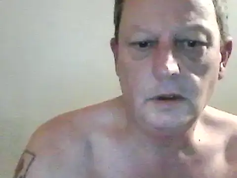 Snapshot of chubbybear2cum chatting on December 3, 2024, 1:52 am chubbybear2cum online show from December 3, 2024, 1:52 am