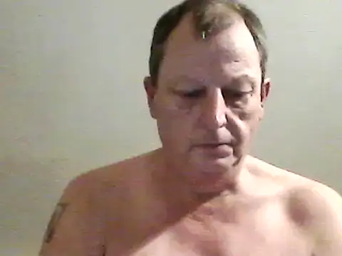 Snapshot of chubbybear2cum chatting on December 6, 2024, 4:36 am chubbybear2cum online show from December 6, 2024, 4:36 am