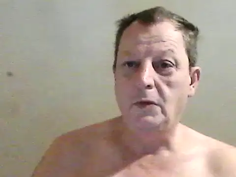 Snapshot of chubbybear2cum chatting on December 7, 2024, 5:26 am chubbybear2cum online show from December 7, 2024, 5:26 am