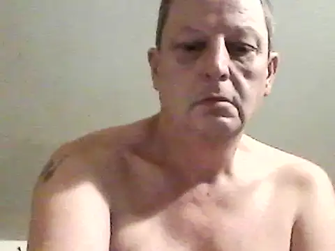 Snapshot of chubbybear2cum chatting on January 2, 2025, 2:33 am chubbybear2cum online show from January 2, 2025, 2:33 am