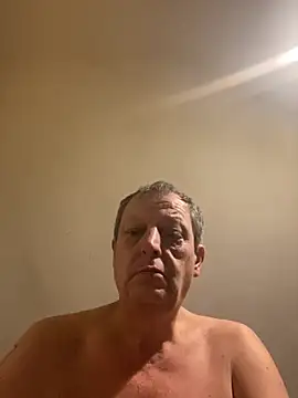 Snapshot of chubbybear2cum chatting on November 10, 2025, 1:59 am chubbybear2cum online show from November 10, 2025, 1:59 am