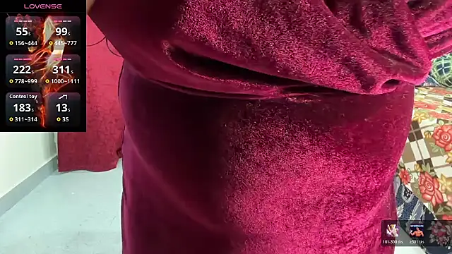 Snapshot of Aishwarya_101_ chatting on December 17, 2025, 7:58 am Aishwarya 101 online show from December 17, 2025, 7:58 am