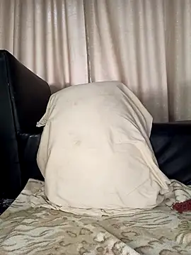 Snapshot of ANAYA-B chatting on November 15, 2025, 6:00 am ANAYA-B online show from November 15, 2025, 6:00 am