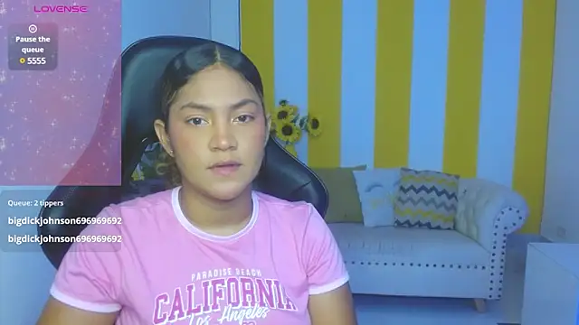 Cristal War online show from March 8, 2025, 11:49 pm