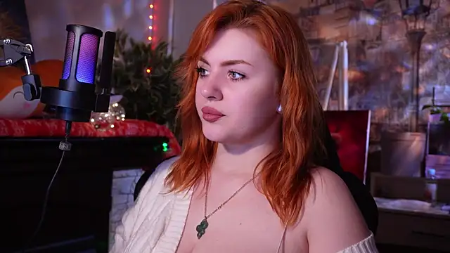 Snapshot of Chriss_Fox chatting on January 15, 2025, 3:18 pm Chriss Fox online show from January 15, 2025, 3:18 pm