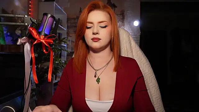 Snapshot of Chriss_Fox chatting on February 25, 2025, 3:16 pm Chriss Fox online show from February 25, 2025, 3:16 pm