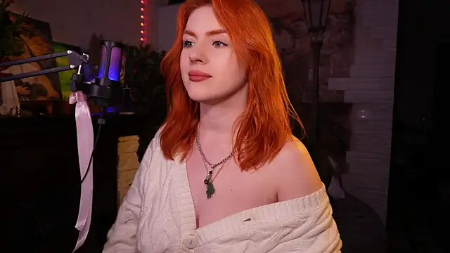 Snapshot of Chriss_Fox chatting on March 19, 2025, 3:19 pm Chriss Fox online show from March 19, 2025, 3:19 pm