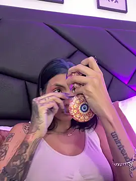 DeuxGold online show from March 11, 2026, 3:23 am