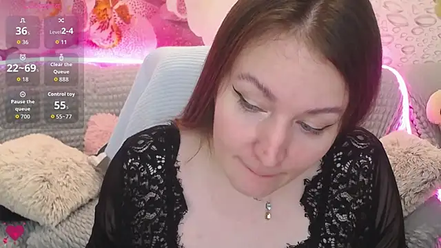 Nataly cute online show from November 12, 2025, 5:57 pm