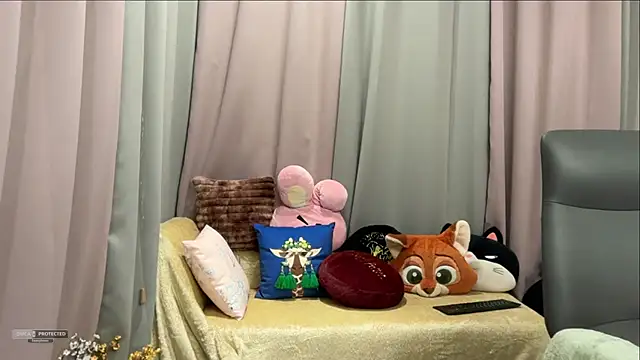 Snapshot of Unique-Beauty chatting on February 17, 2026, 7:42 pm Unique-Beauty online show from February 17, 2026, 7:42 pm