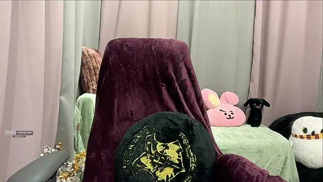 Snapshot of Unique-Beauty chatting on February 19, 2026, 4:14 pm Unique-Beauty online show from February 19, 2026, 4:14 pm