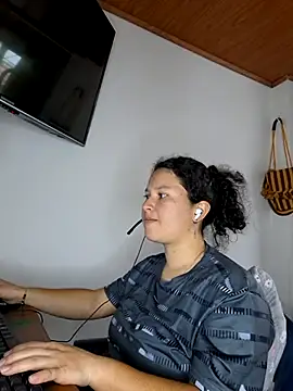 Selket11 online show from March 4, 2025, 3:15 pm