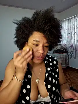 Selket11 online show from October 9, 2025, 2:59 pm