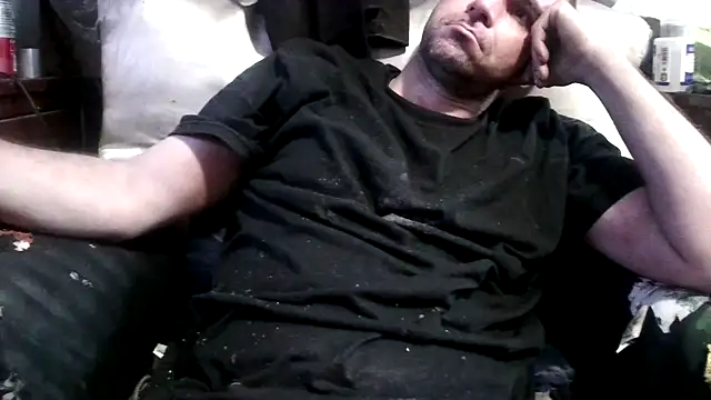 robeaulieu02 online show from January 1, 2025, 7:43 pm