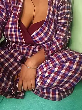 Snapshot of Ritababhi chatting on January 3, 2025, 6:46 pm Ritababhi online show from January 3, 2025, 6:46 pm