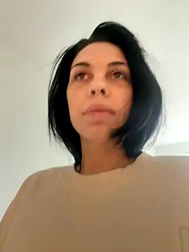 NattyFierros online show from December 3, 2025, 6:50 pm